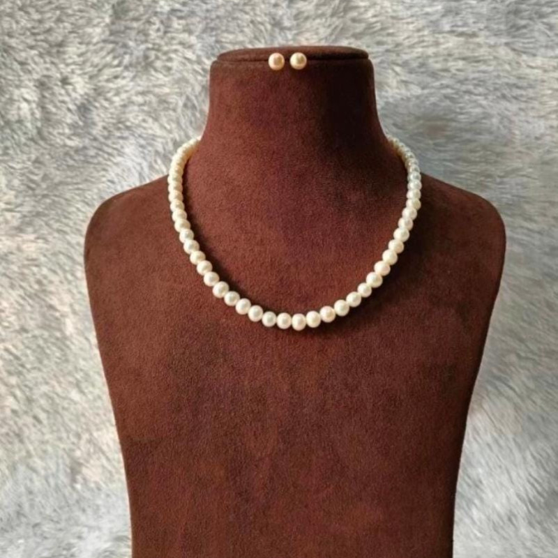 Pearl Mala With Studs